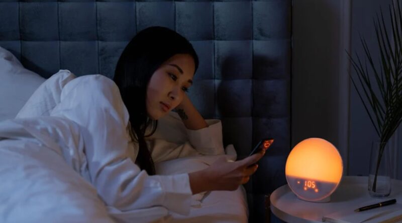 How to Build a Tech-Free Evening Routine for Better Sleep