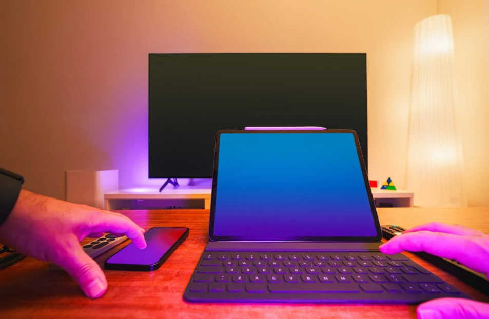 The Coolest Desk Gadgets for a High-Tech Office Setup