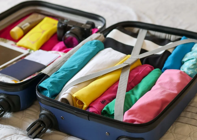 How to Travel with Minimal Luggage: Packing Tips for All Trips