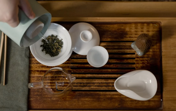 What Does Oolong Tea Taste Like?