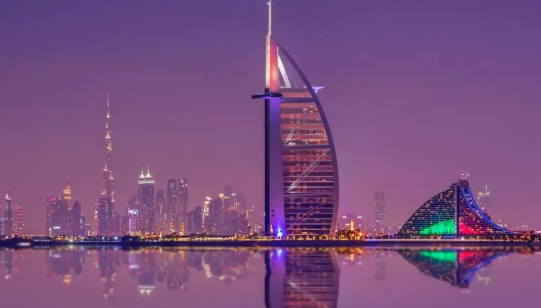 Iranian Drone Debris Hits Dubai’s Burj Al Arab Amid Escalating Regional Tensions