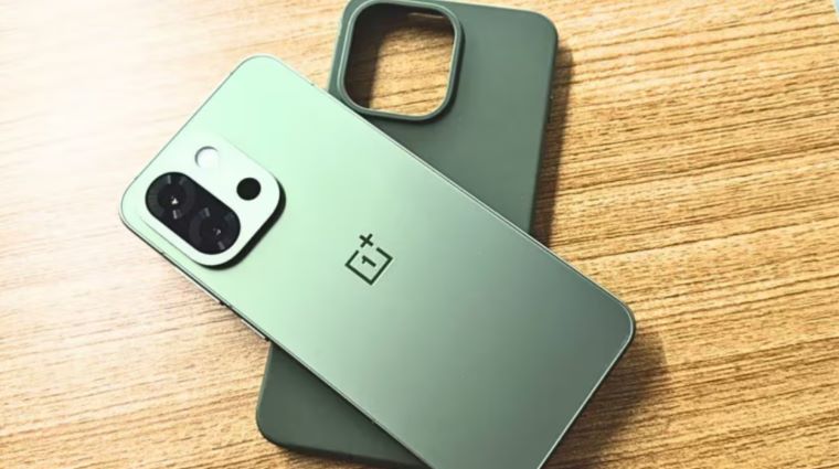 Why “OnePlus Shutdown” Is Trending: Rumours, CEO Exit & Reality