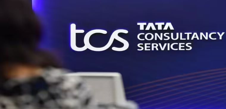 TCS Workforce Drops by 24,000 in FY26: What It Means for Jobs, Freshers & IT Industry